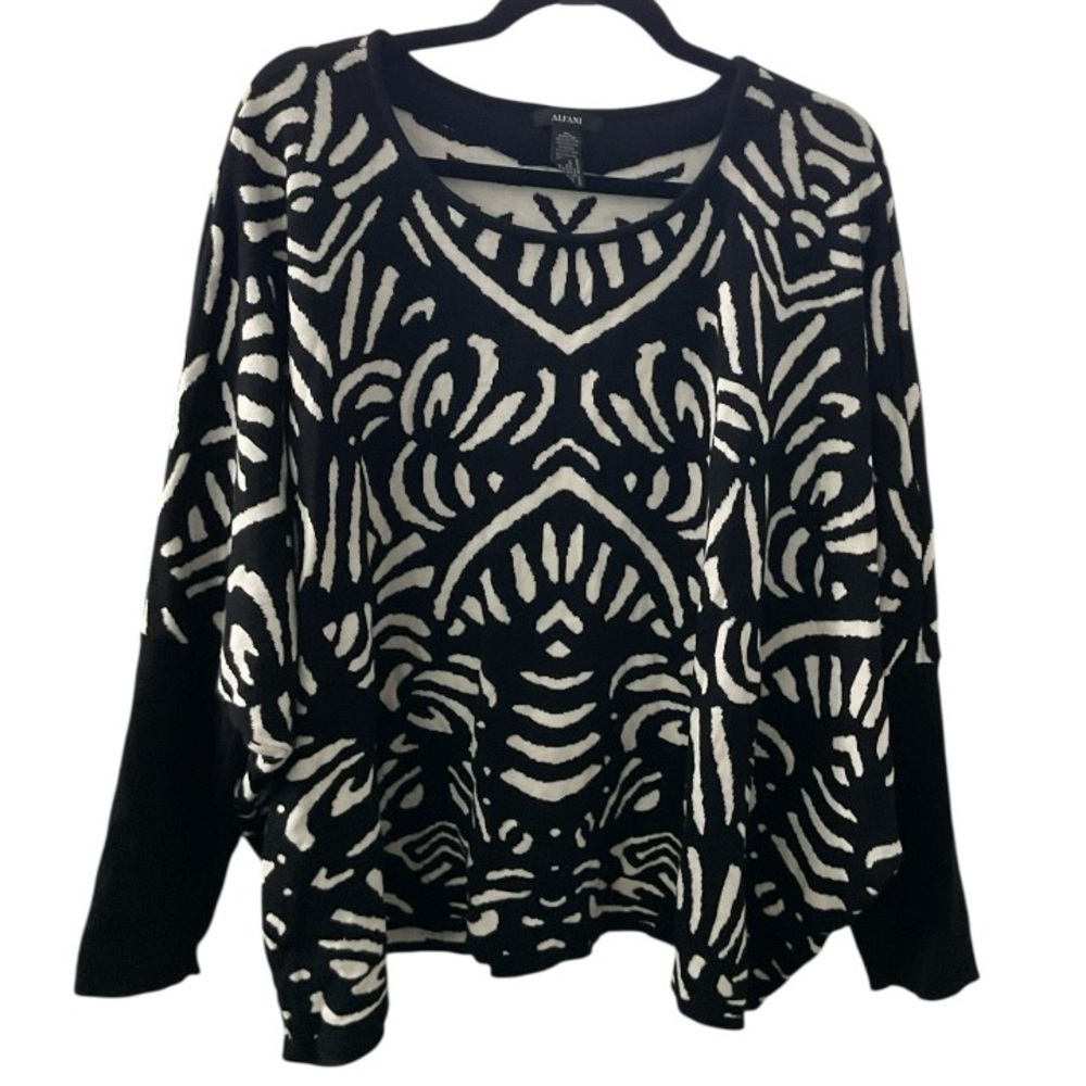 Alfani Monochrome Graphic Sweater P:41” L:24”